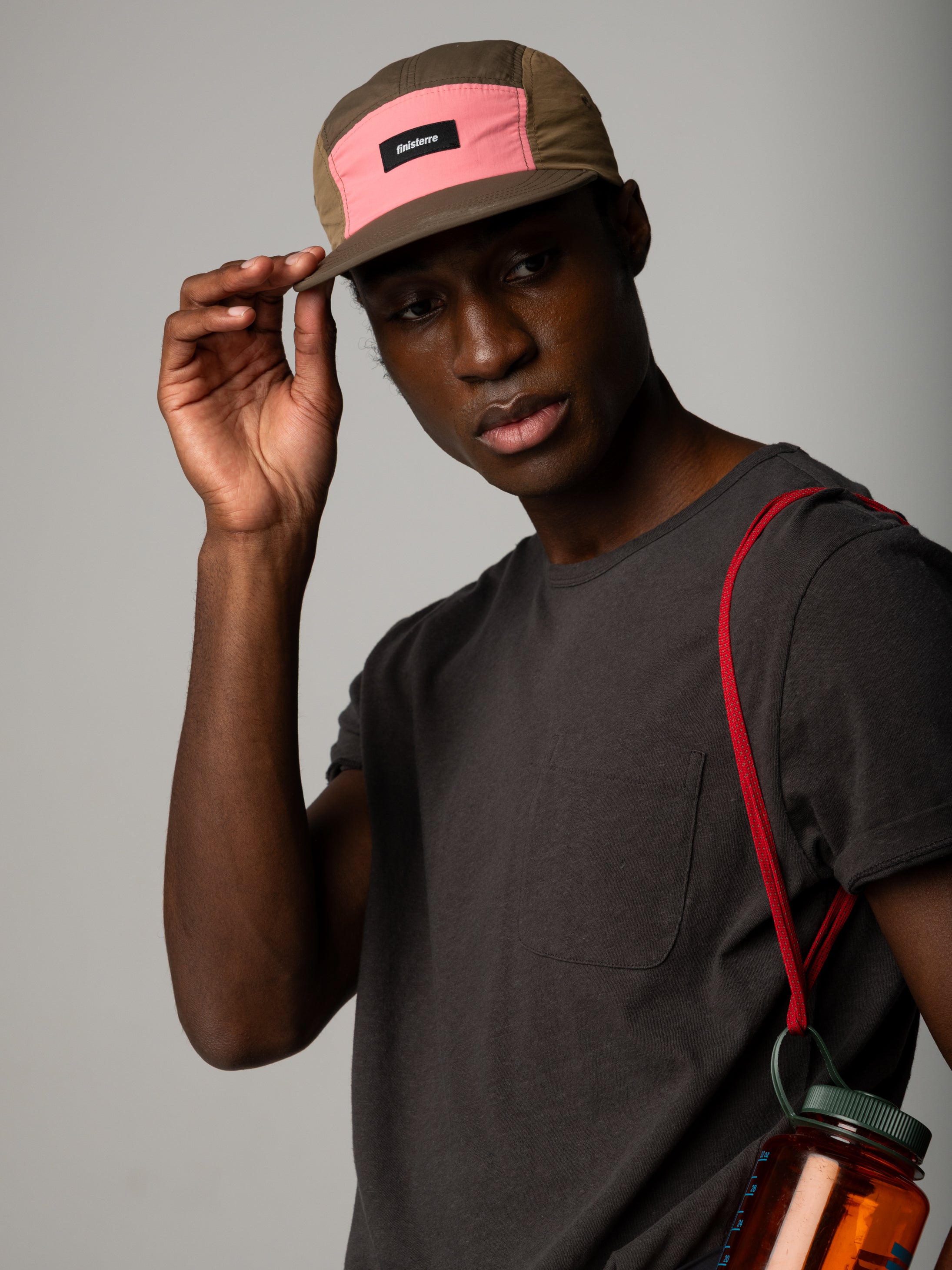 5 Panel Camp Cap in Brown/Pink - Apex | Finisterre
