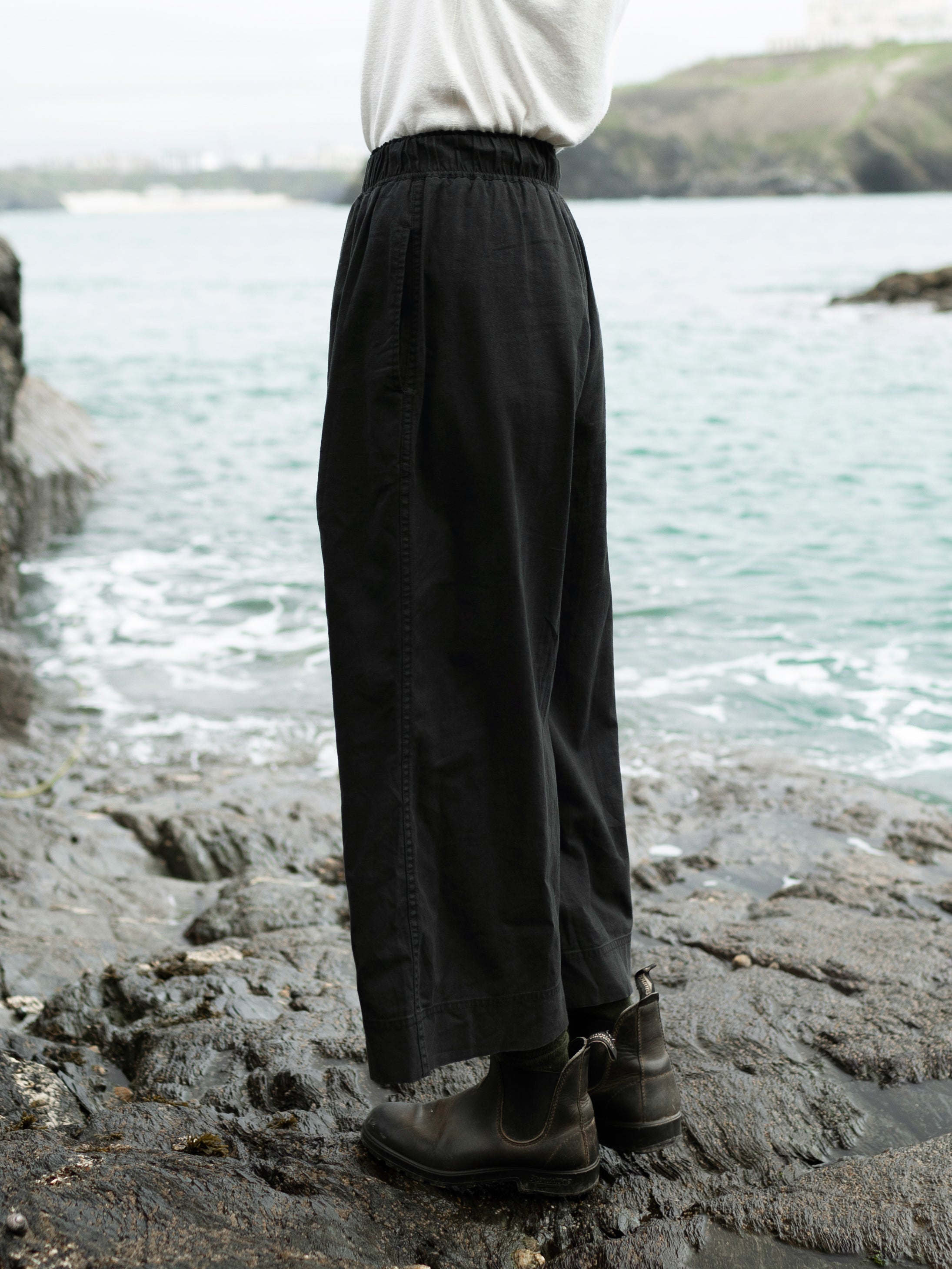 Women's Black High-Waist Hemp Culottes - Morva | Finisterre