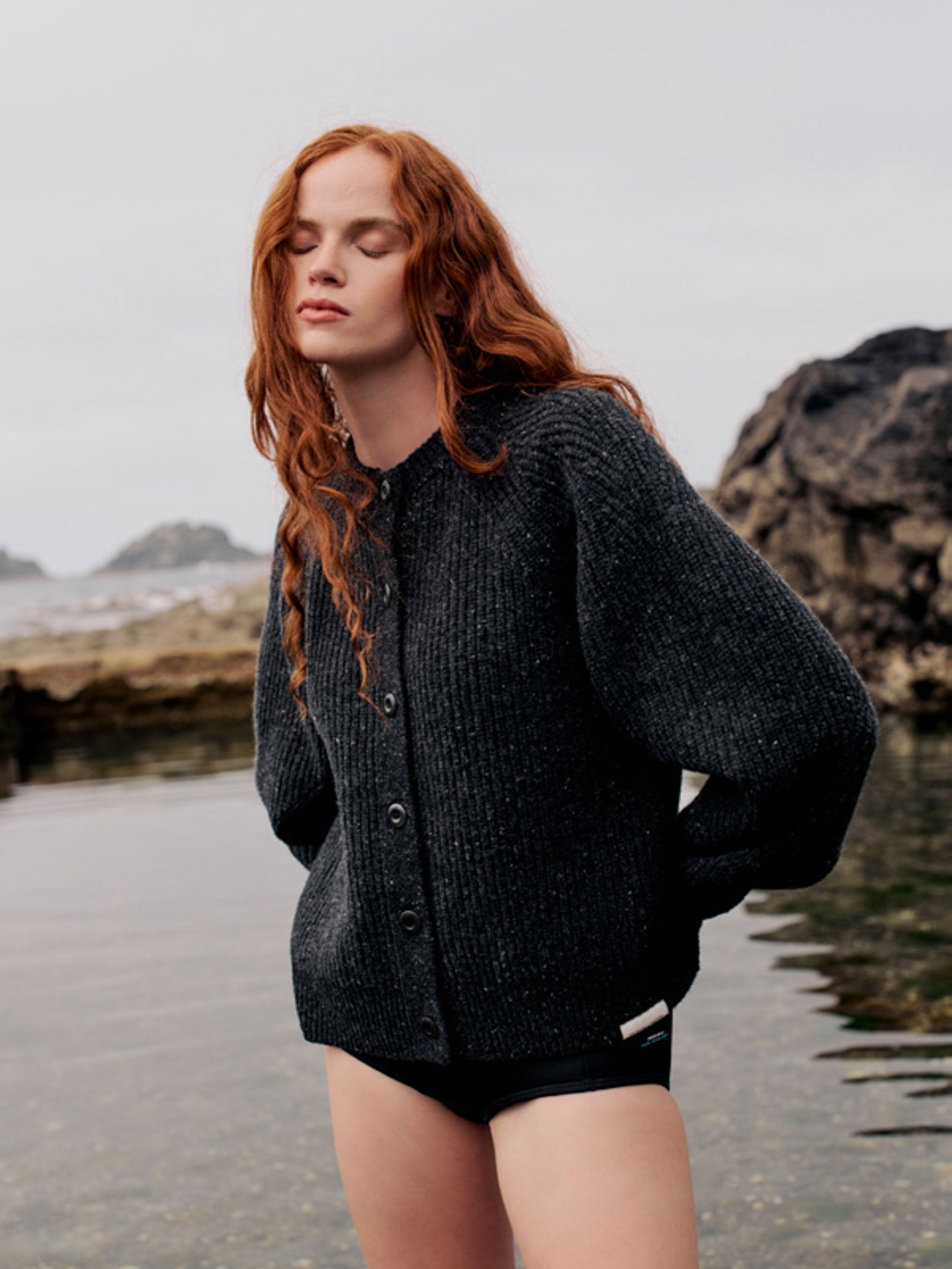 Women's Wool Cardigan in Raven - Fisherman Rib Cardigan | Finisterre