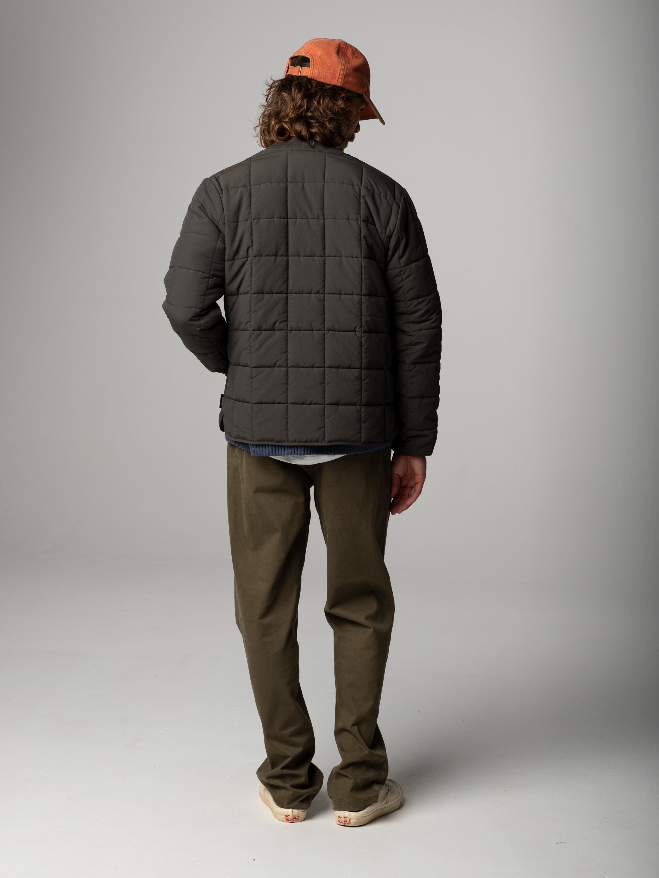 Men's Recycled Insulated Jacket in Raven - Lapwing | Finisterre