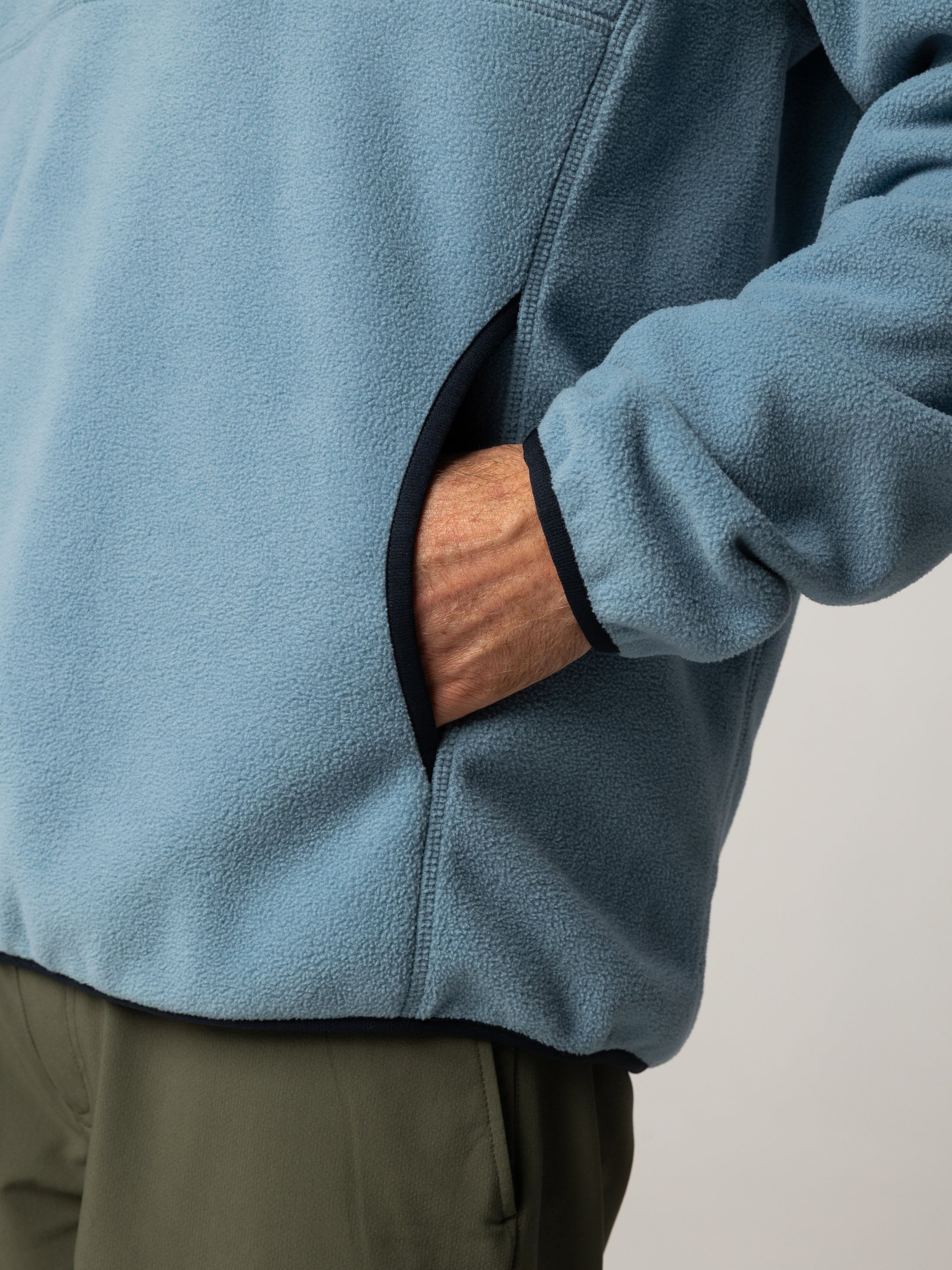 Men's Recycled 1/4 Fleece in Bay Blue - Axiom | Finisterre