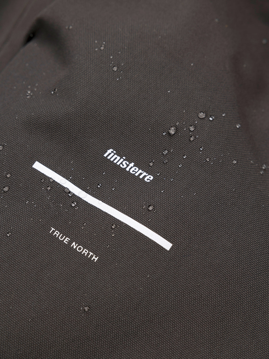 Women's Parka Jacket in Raven Vellus Finisterre